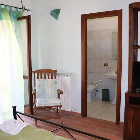 Casale Roshlee Bed and breakfast 3*