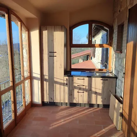 Casale Roshlee Bed and breakfast 3*