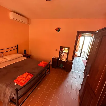 Bed & Breakfast Casale Roshlee Gualdo Cattaneo